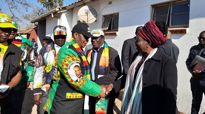 Vp Chiwenga Descends On Redcliff As Zanu Pf Ups Campaign Trail The