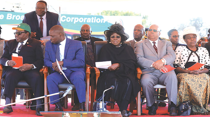 A dust-raising farewell: Hundreds grace DD funeral | The Sunday News